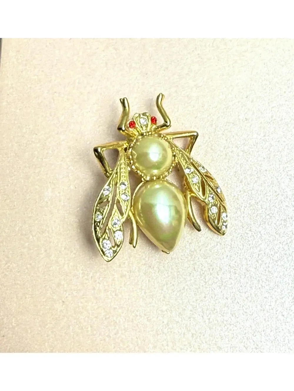 Vintage Roman Signed Goldtone Faux Pearl Bumble Bee Bug Brooch Pin Rhinestone